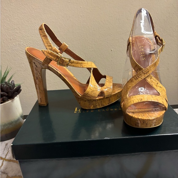 Ralph Lauren tan cork coated platform sandals; very nice and easy to walk in - Picture 10 of 10